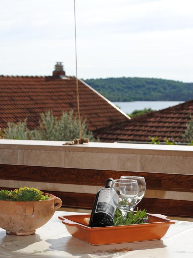 Seaview Luxury Apartment "Lucy" With Terrace & Vintage Summer Kitchen Trogir Extérieur photo